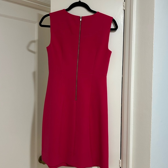 Worn twice DVF sheath dress. - Picture 2 of 3